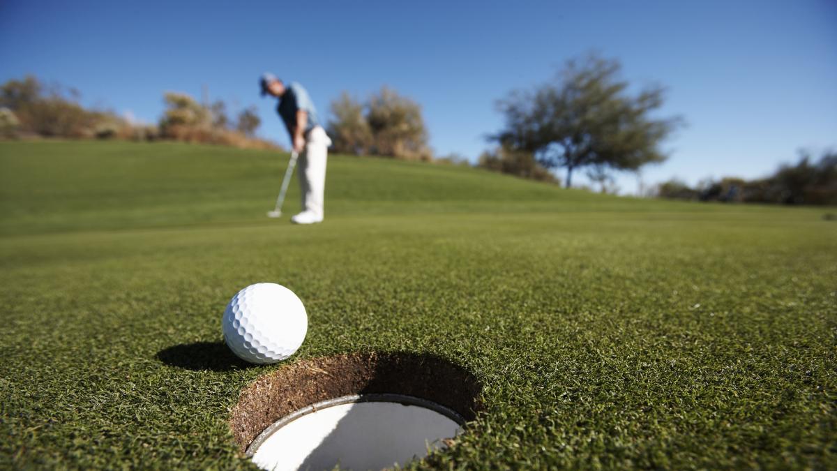 The impressive golf course so extensive that ends up covering two different countries and two different time zones