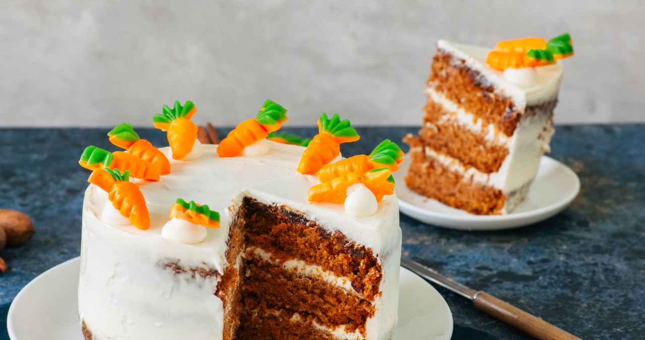 We can decorate carrot cake in various ways /123RF/PICSEL