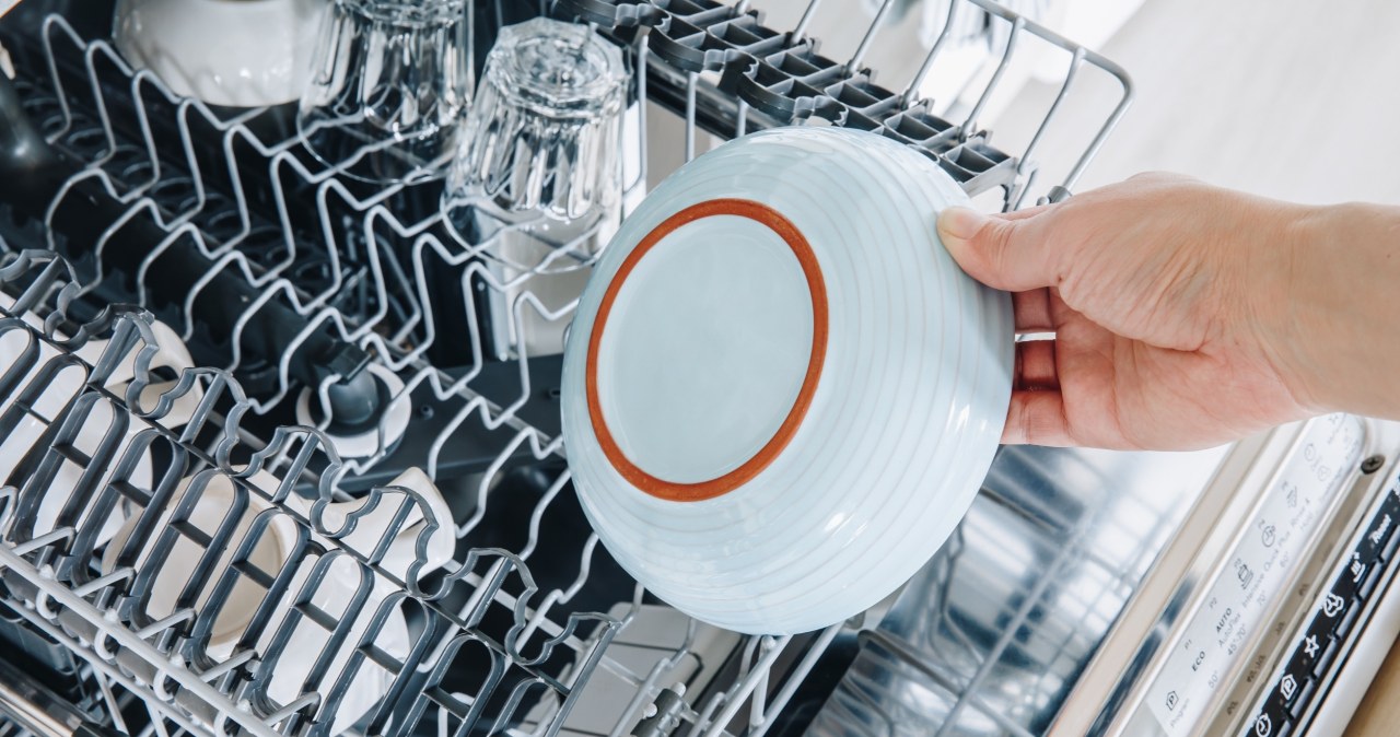 Learn a few rules that make your dishwasher work as it should. /123RF/PICSEL