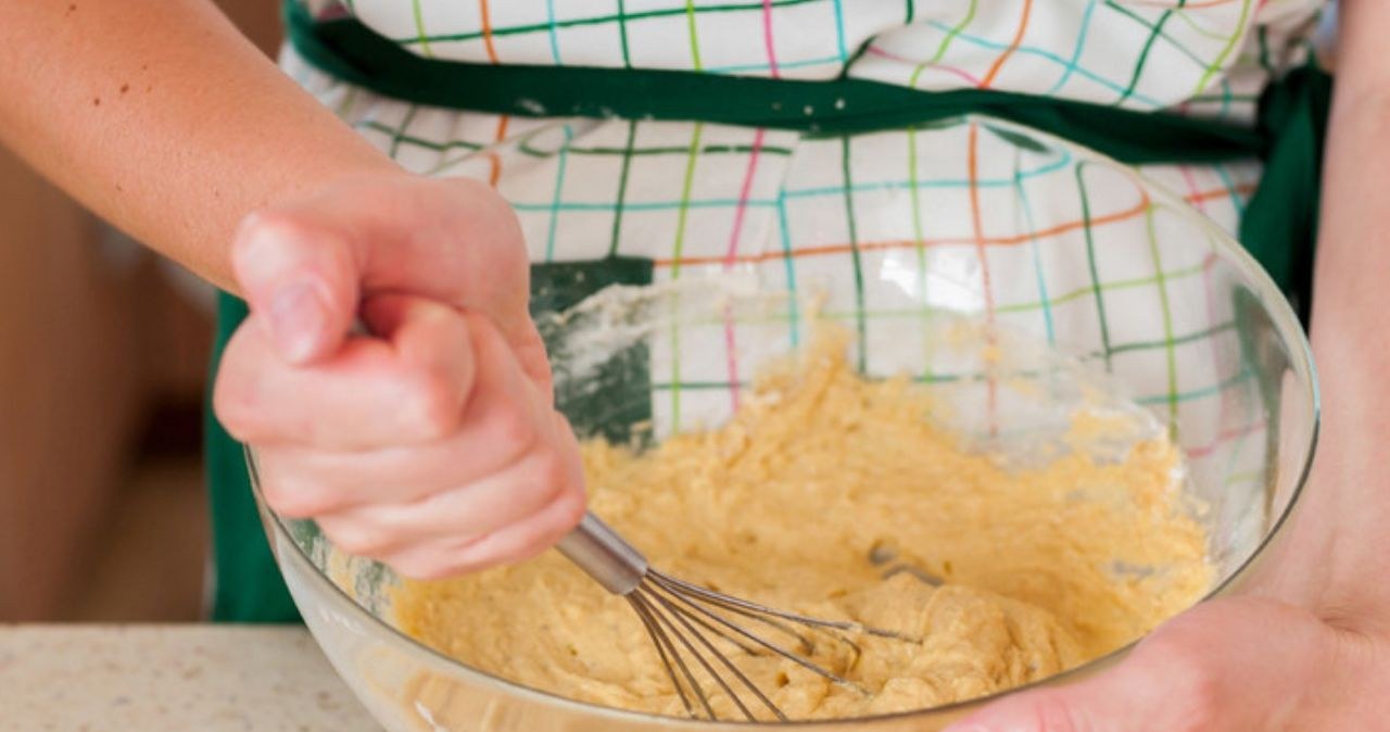 You don't need a mixer /dolphytv /123RF/PICSEL to make cupcakes