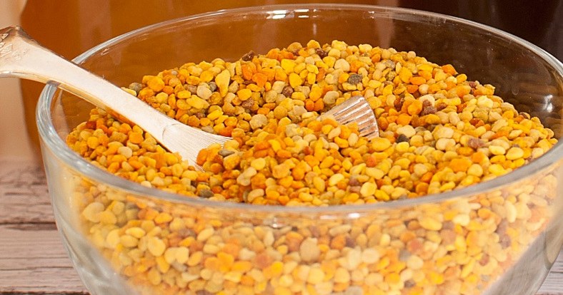 It acts as a protective shield against autumn infections. Just a pinch a day is enough