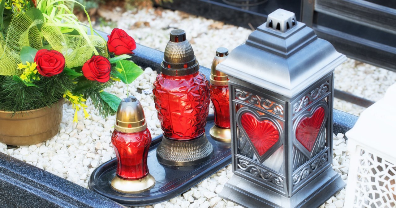 Don't light a candle like that during All Souls' Day. This will bring bad luck to you