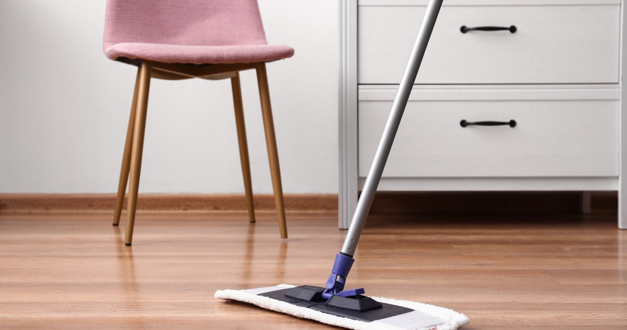 Do you wash your panels this way? You will soon have to replace them with new ones