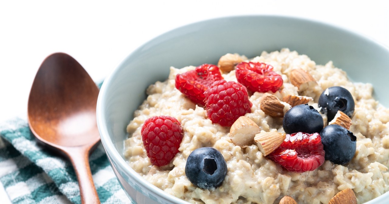 Tasty and healthy, but not for everyone. These people should give up oatmeal