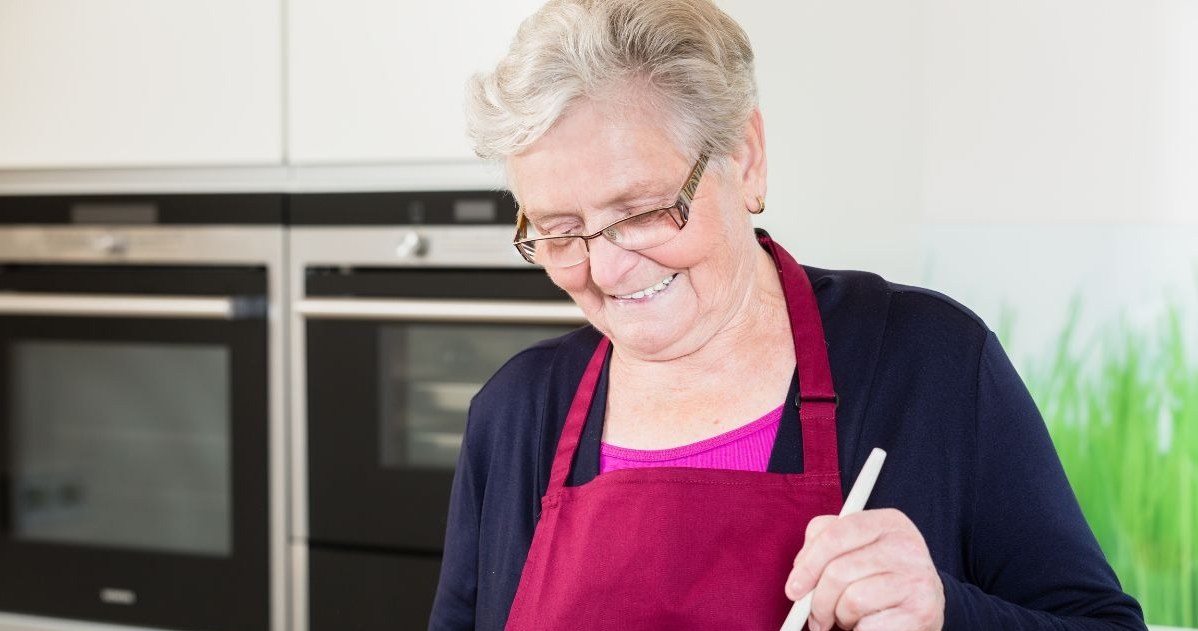 Need a quick cake for All Saints' Day? Pour this over the biscuits