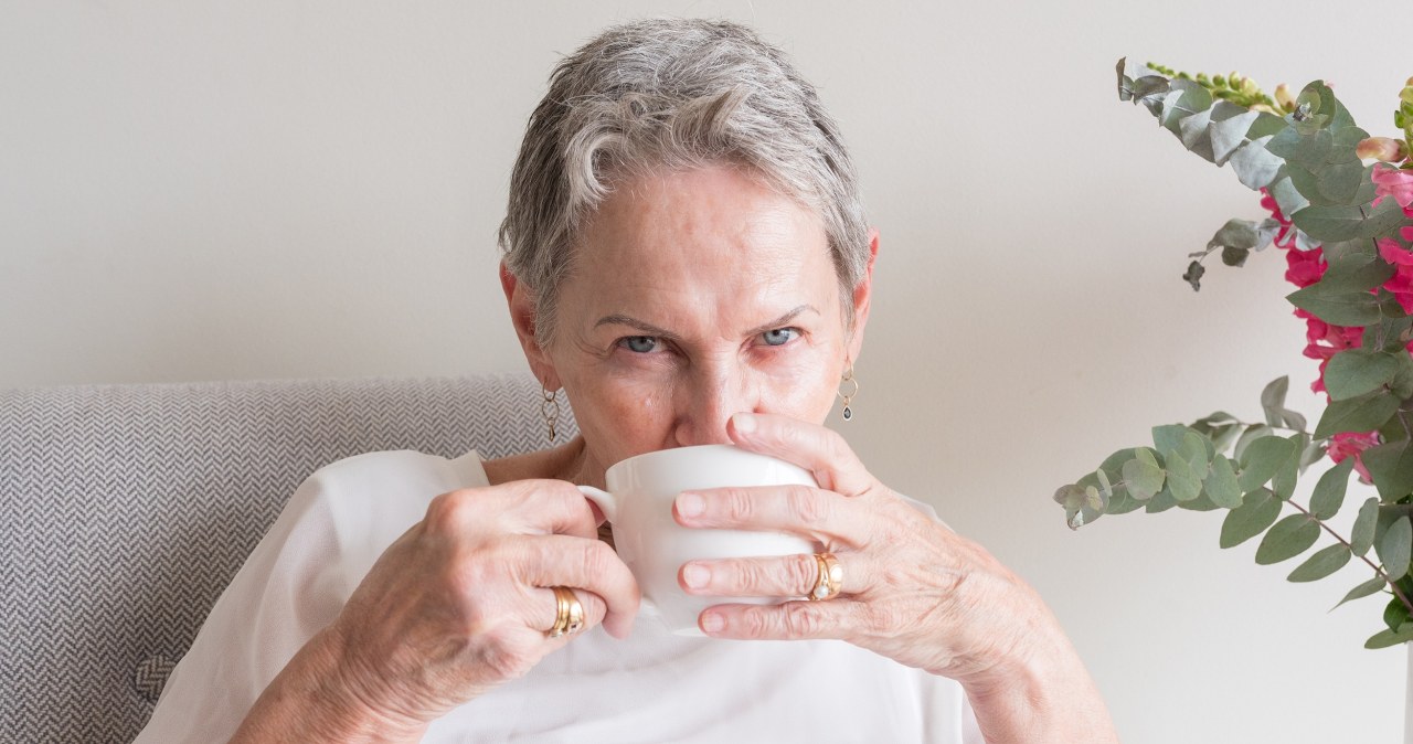 Add to green tea. You will strengthen immunity and gain looseness at the waist