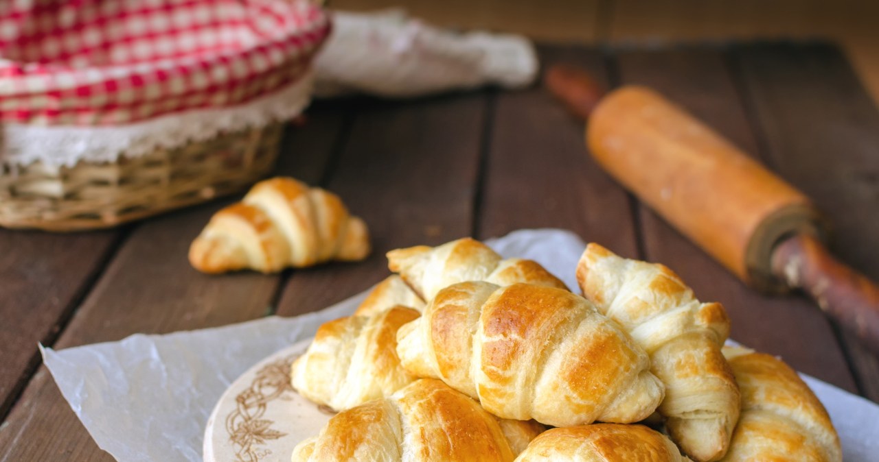 You can make these croissants in 20 minutes. No yeast or kneading, and they taste like from a confectionery shop