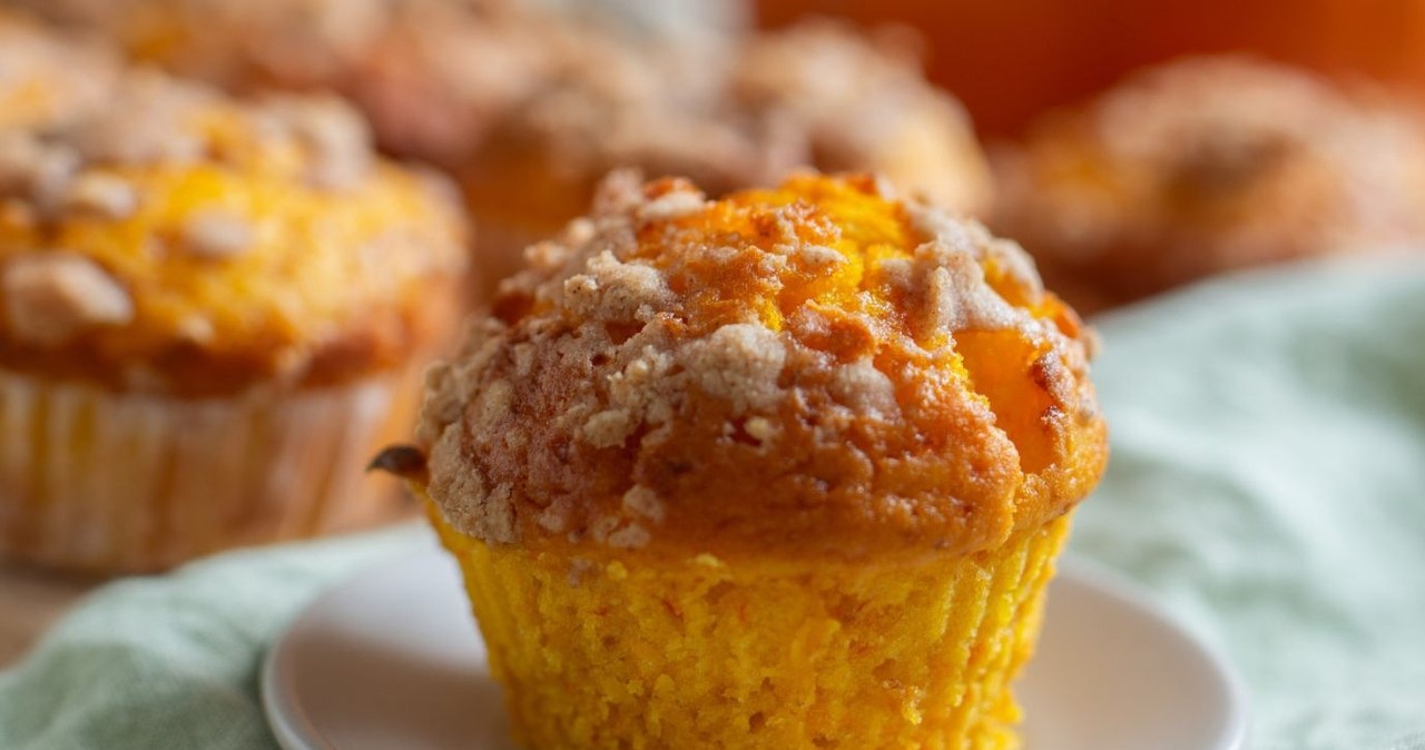 A scent that attracts you to the kitchen. They warm you up better than ginger tea