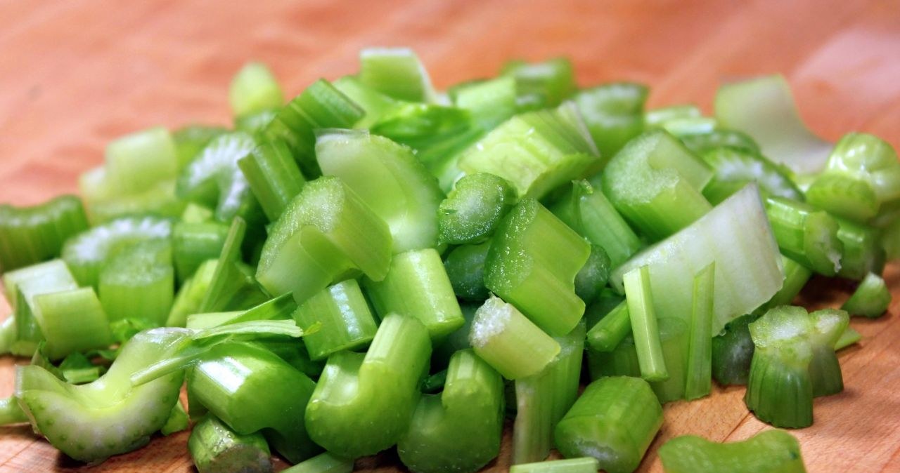 A fashionable vegetable with great potential. First aid for weight loss, has anti-inflammatory properties and lowers sugar