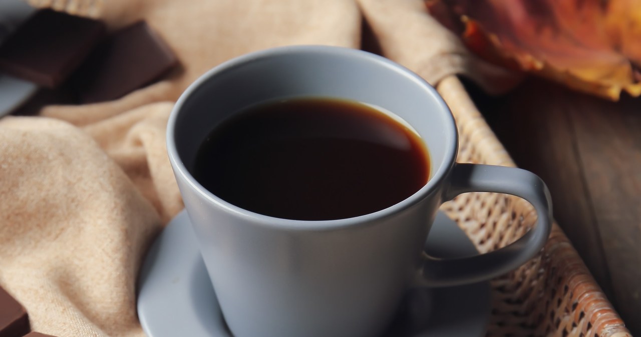 Add it to your morning coffee and it will immediately release the happiness hormone. Energy for the whole day and help for the heart