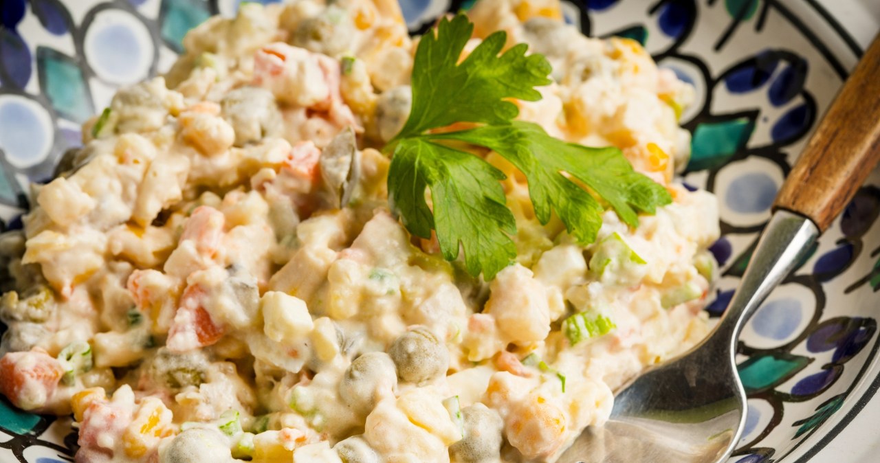 How to make the best vegetable salad? Magda Gessler warns against ingredients that ruin its taste