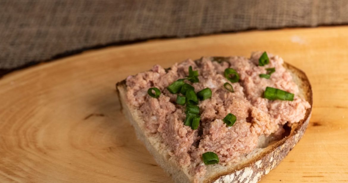 The best meat pâté with broth. Be sure to add The best meat pâté with broth. Be sure to add this ingredient to it