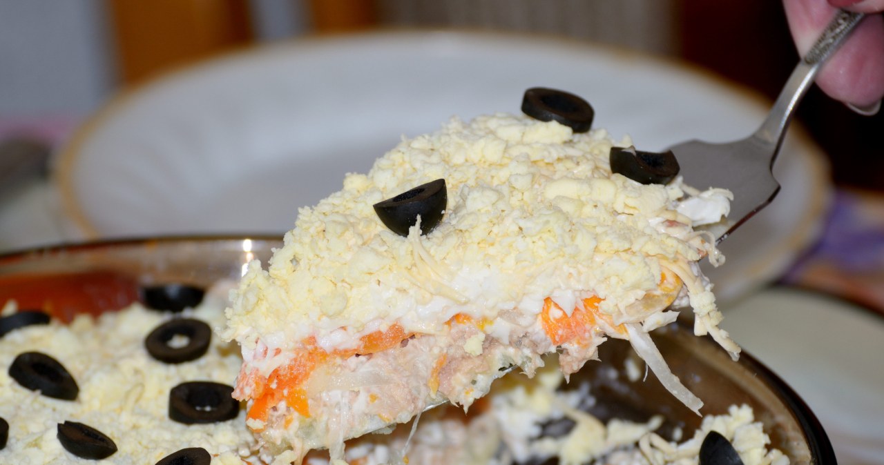 I boil eggs, grate carrots, add tuna. This layered salad is heavenly