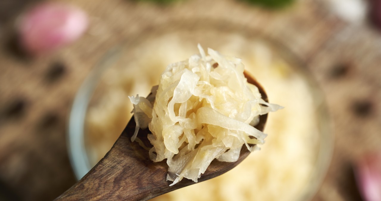 A quick way to make sauerkraut. It has the power of vitamins and outstanding taste
