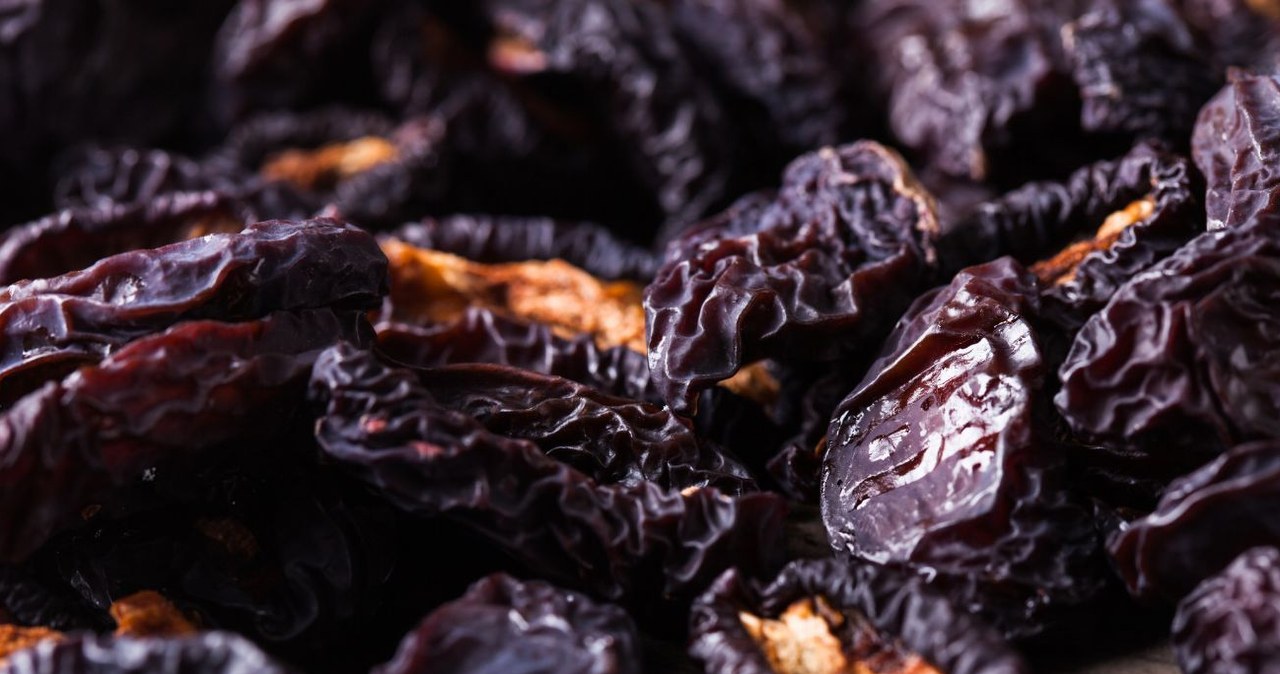 The season is starting for them. A few a day brings relief to the intestines and takes care of the heart and healthy bones