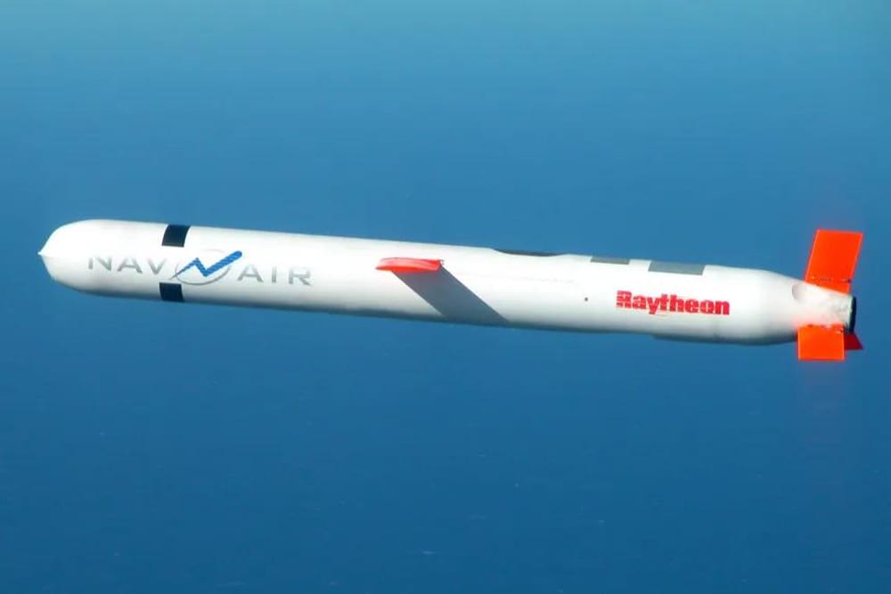 A TEACHAWK IV tactical cruise missile conducts a controlled flight test on the Western Naval Systems Command (Navair) in southern California, 2002 (US Navy/AFP/Getty Images)