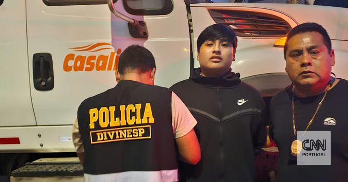 Peru Police holds alleged homicide mentor of three women in Argentina