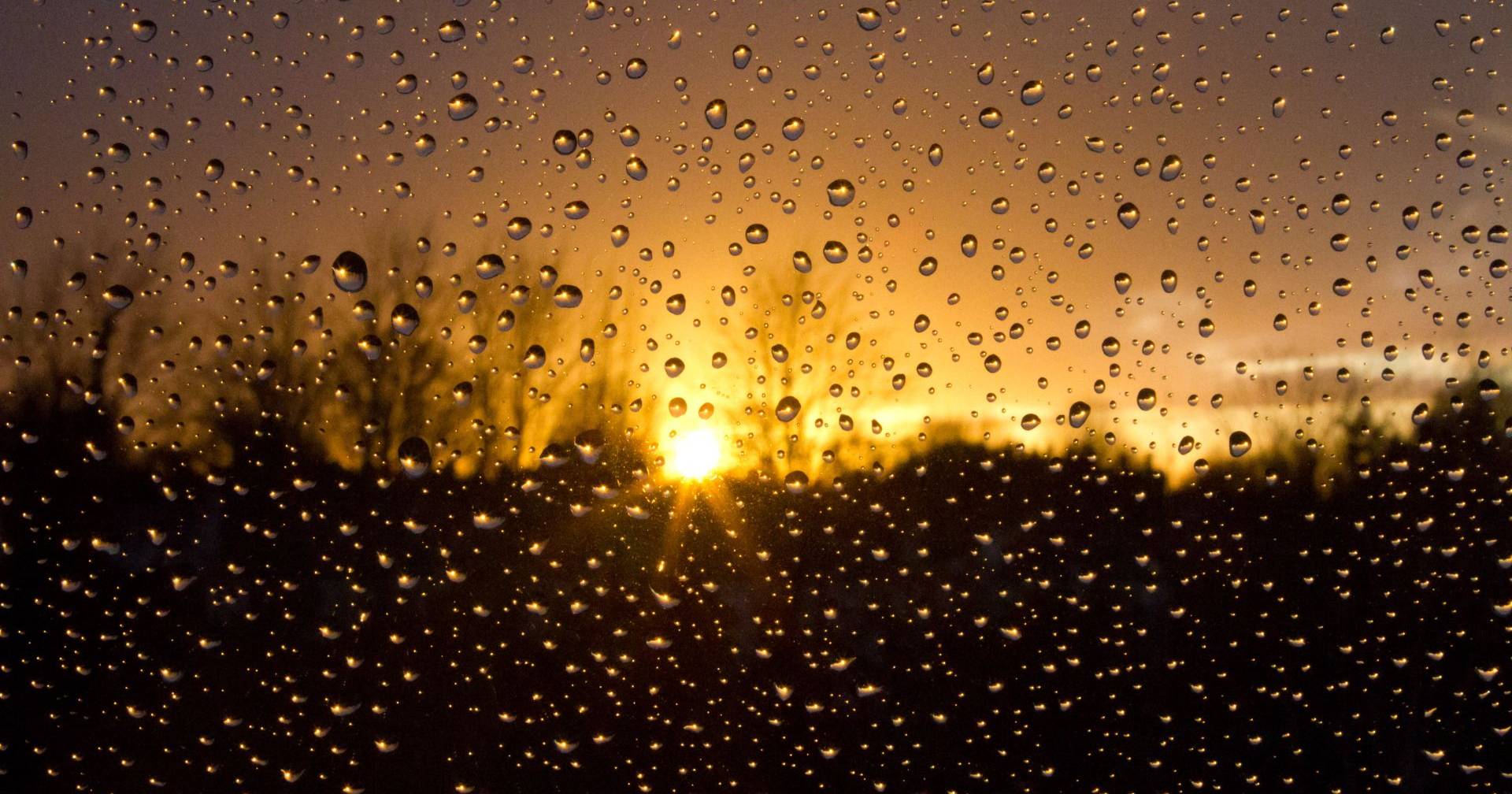 Temperatures are expected to reach 30ºC, but the weekend could be rainy