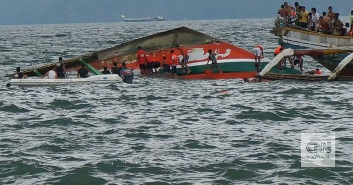 At least 15 dead, including 11 children, shipwreck in lake in Ghana