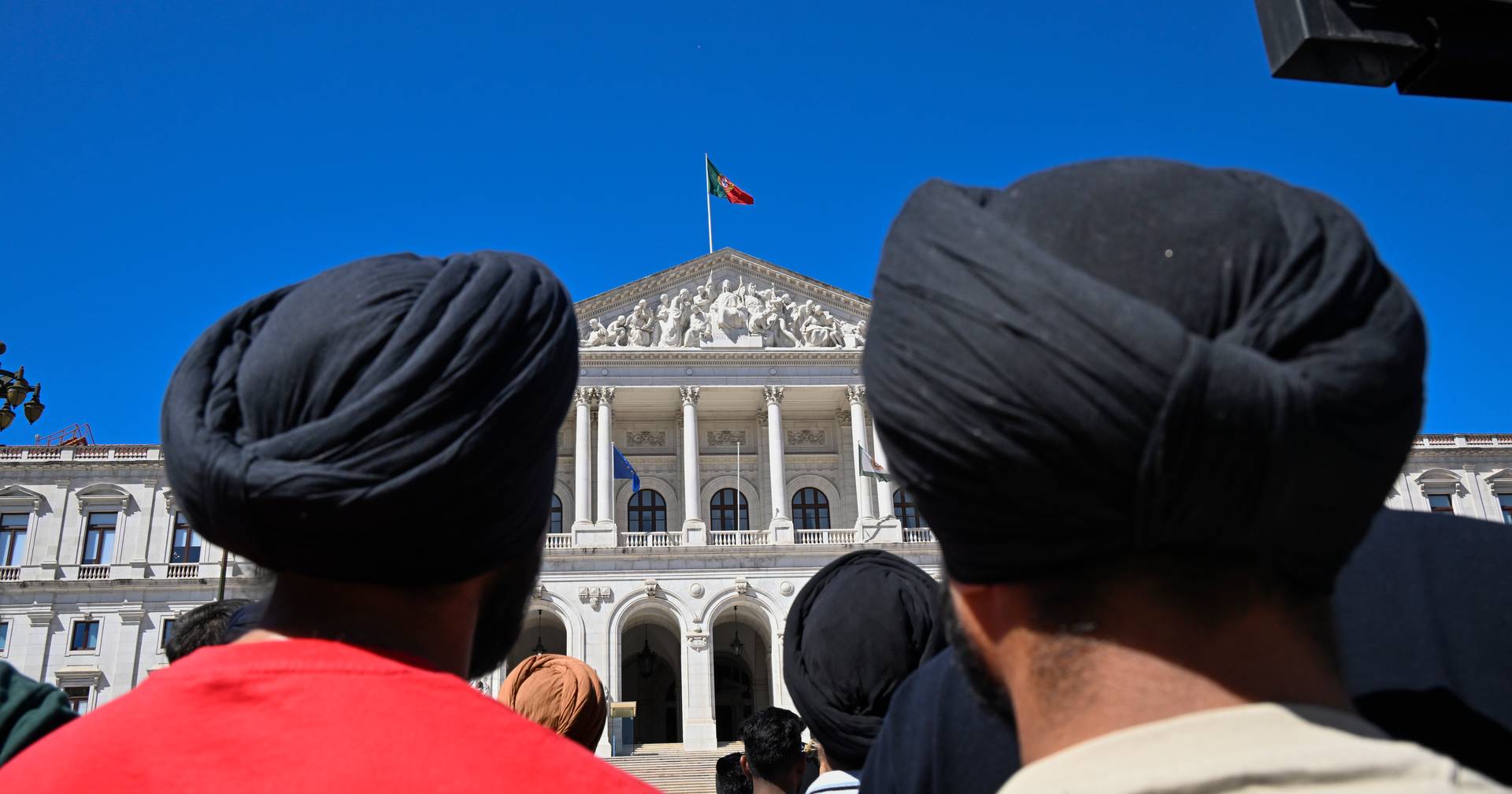 Questions and answers about the new foreigners law: everything that changes