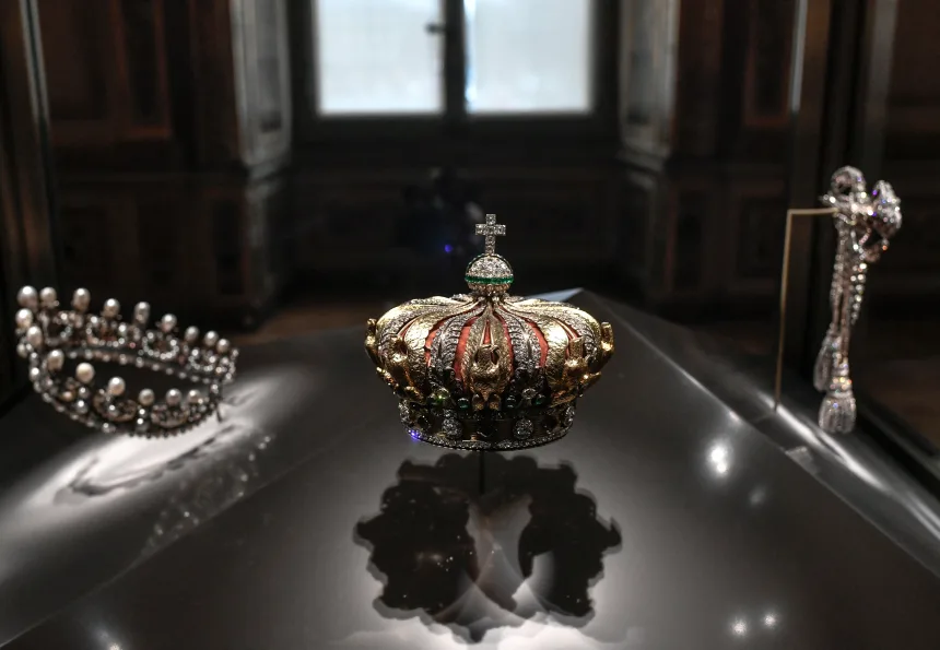 How four thieves stole one of the most watched museums in the world in just seven minutes