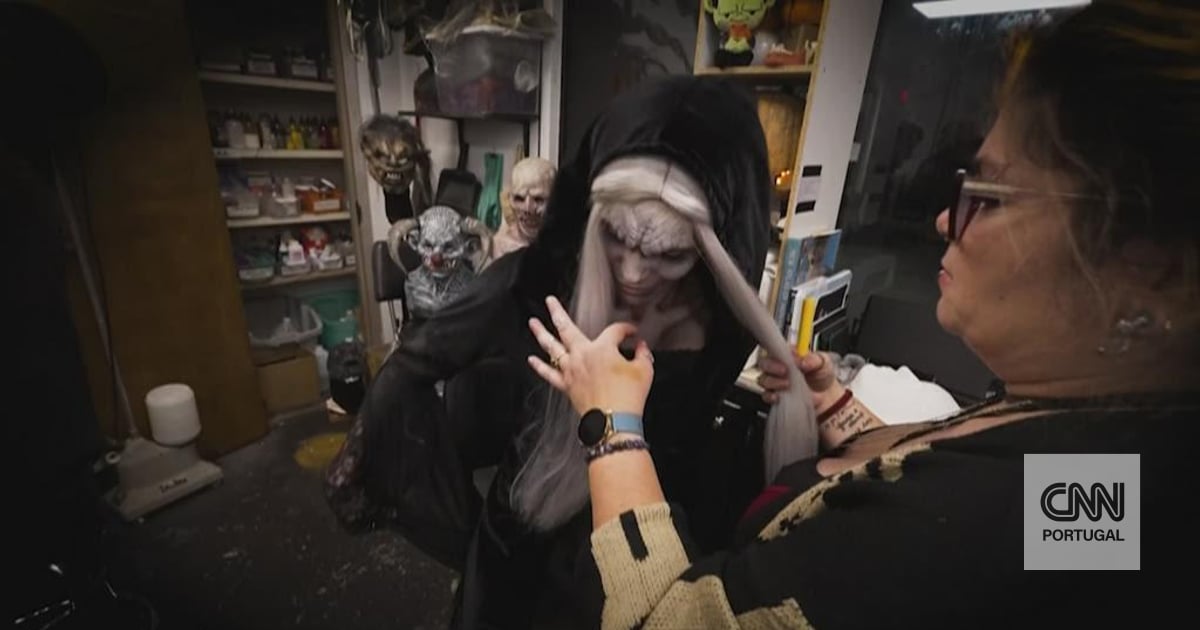 We visited one of the scariest haunted houses in the USA