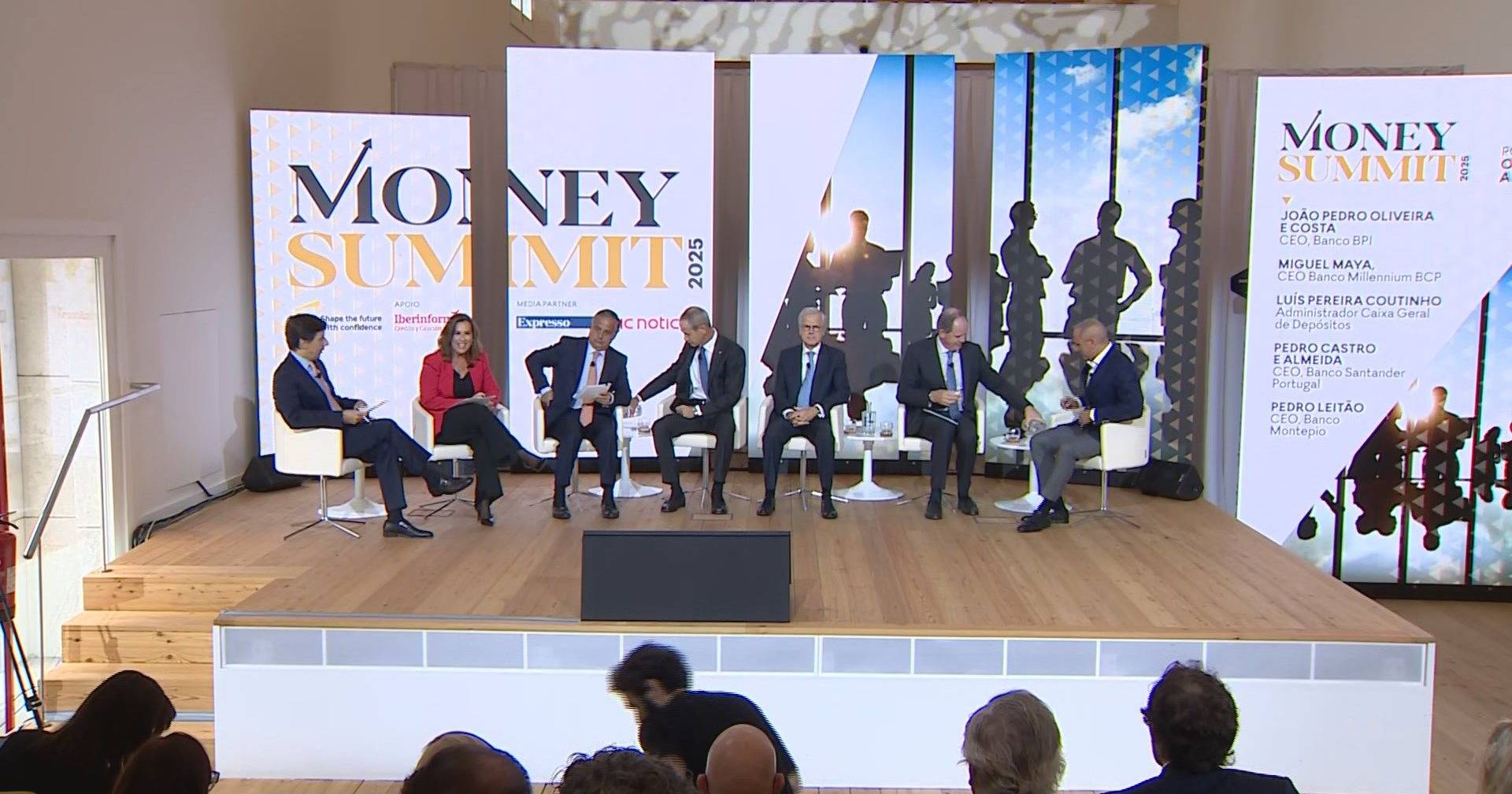 Portugal cannot close doors to immigration, warn presidents of the country's largest banks