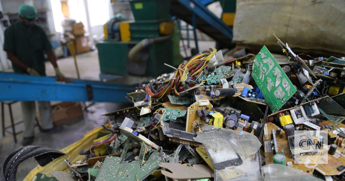 Portugal was the third in the EU with the least electronic waste collected in 2023