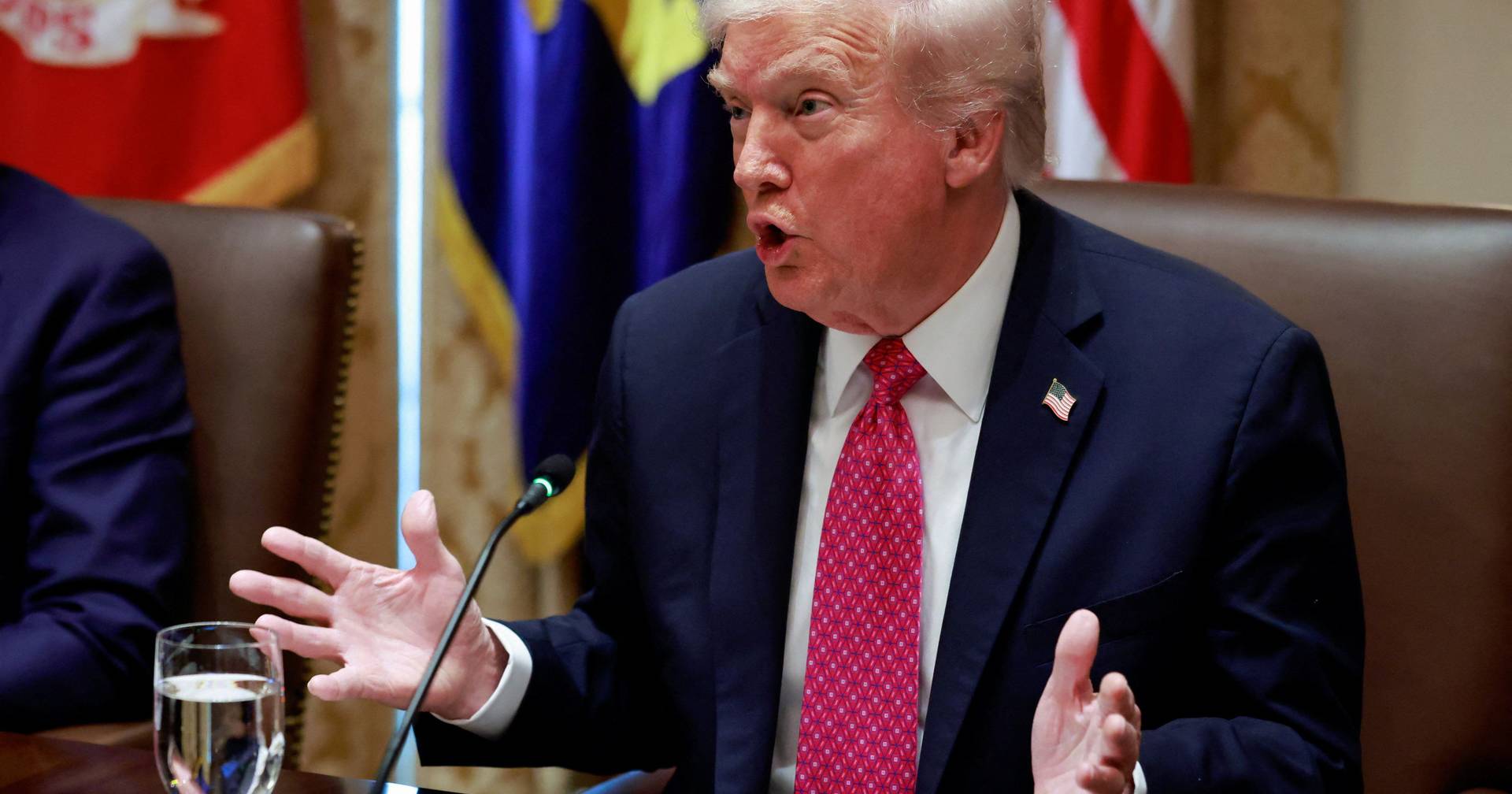 Trump denies attack plan on Venezuela after news about bombing preparation