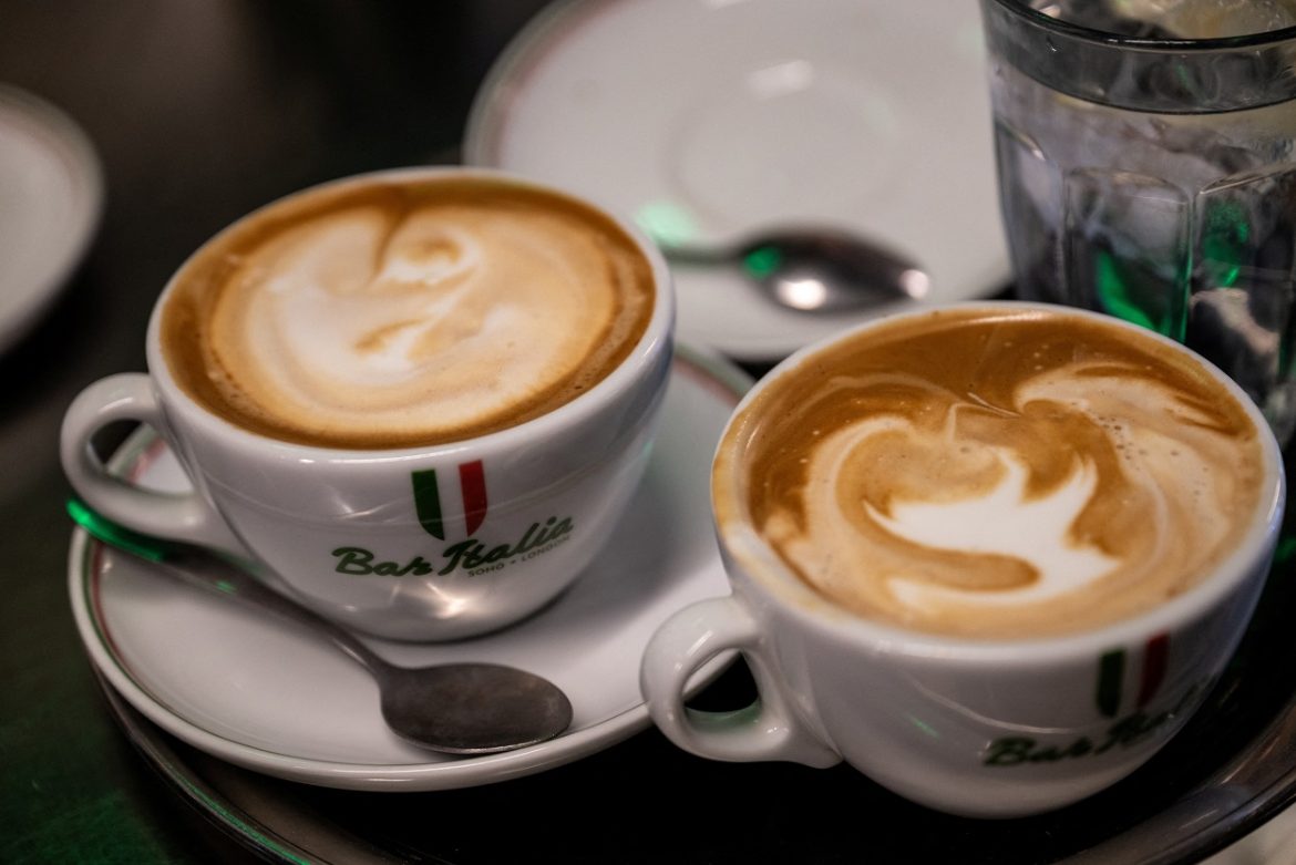 2025-05-09t183433z_1_lynxmpel480tj_rtroptp_4_global-coffee.jpg