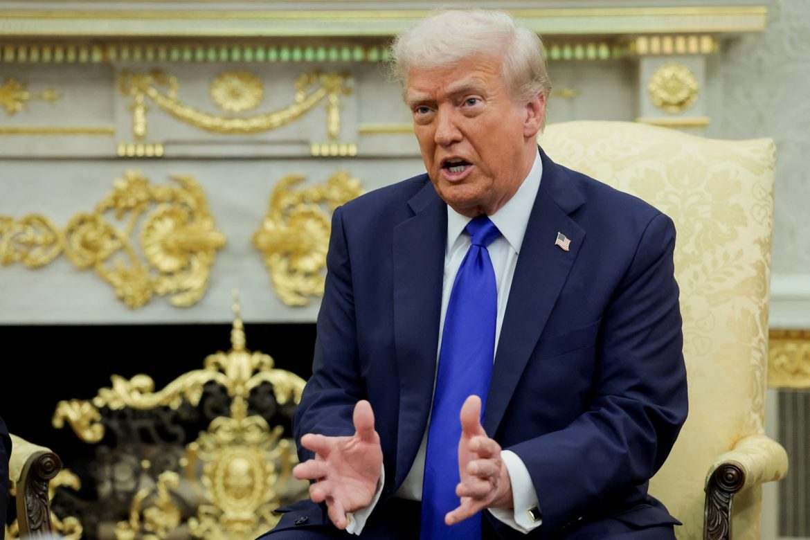 2025-10-14t175842z_1_lynxnpel9d106_rtroptp_4_usa-trump-canada.jpg