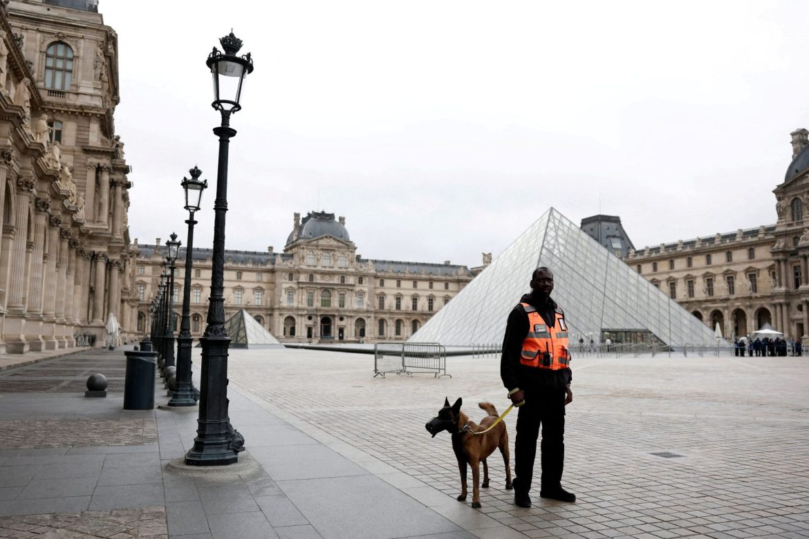 Louvre: Two arrested for the robbery – The first information Λούβρο: Η viral διαφήμιση για το ανυψωτικό της ληστείας
