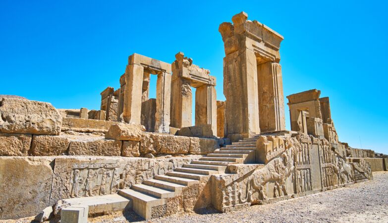 The jewel of the first superpower in the world is sinking