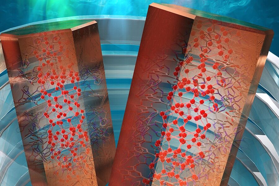 Strange state of water appears to be solid and liquid at the same time