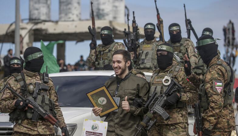 "A very special day." Hamas accepts to free all hostages