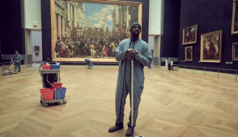 4 minutes to visit the Louvre