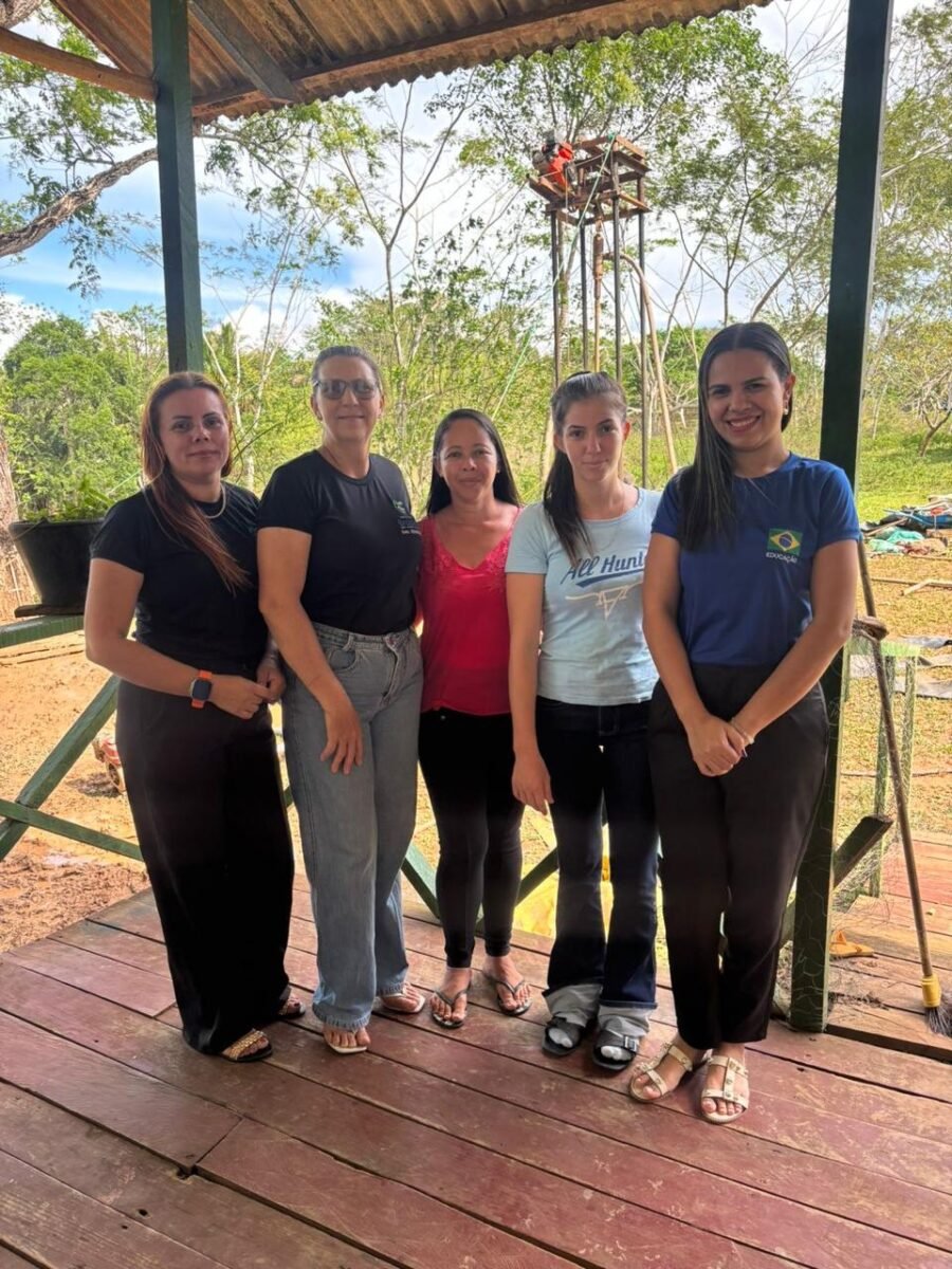 Brasileia education accompanies rural schools and construction of artesian well