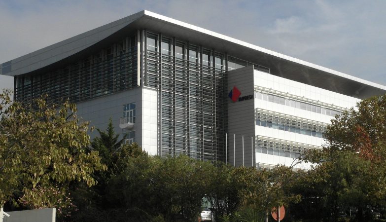 Sale of Impresa to the Berlusconi family should be completed by the end of the year