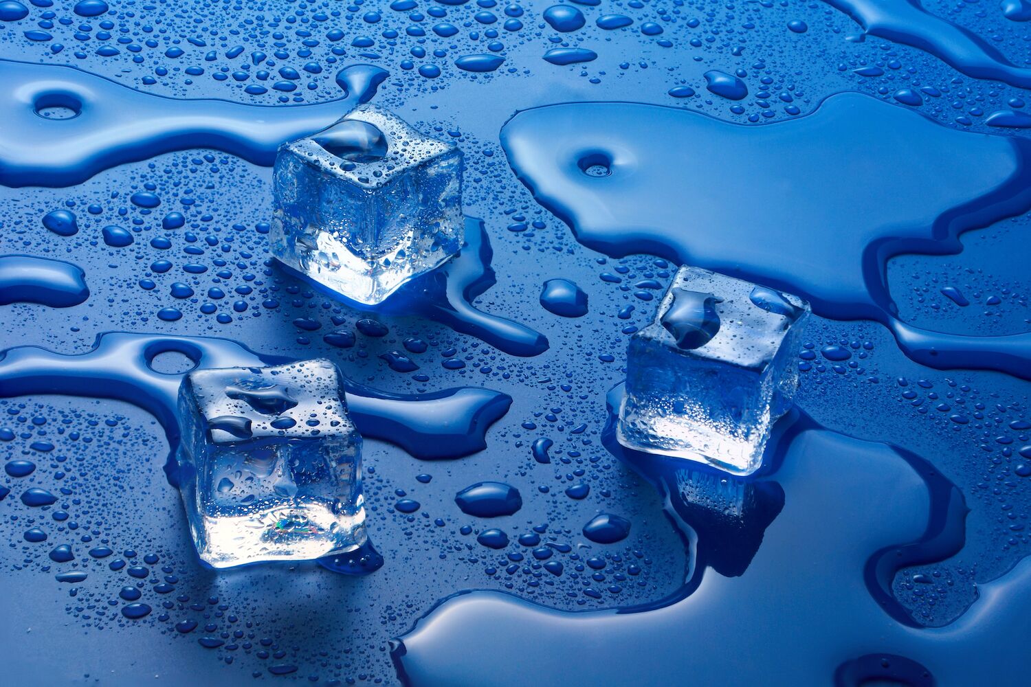 Scientists create ice that freezes at room temperature