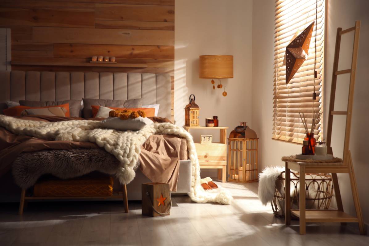 Autumn decorations in the bedroom