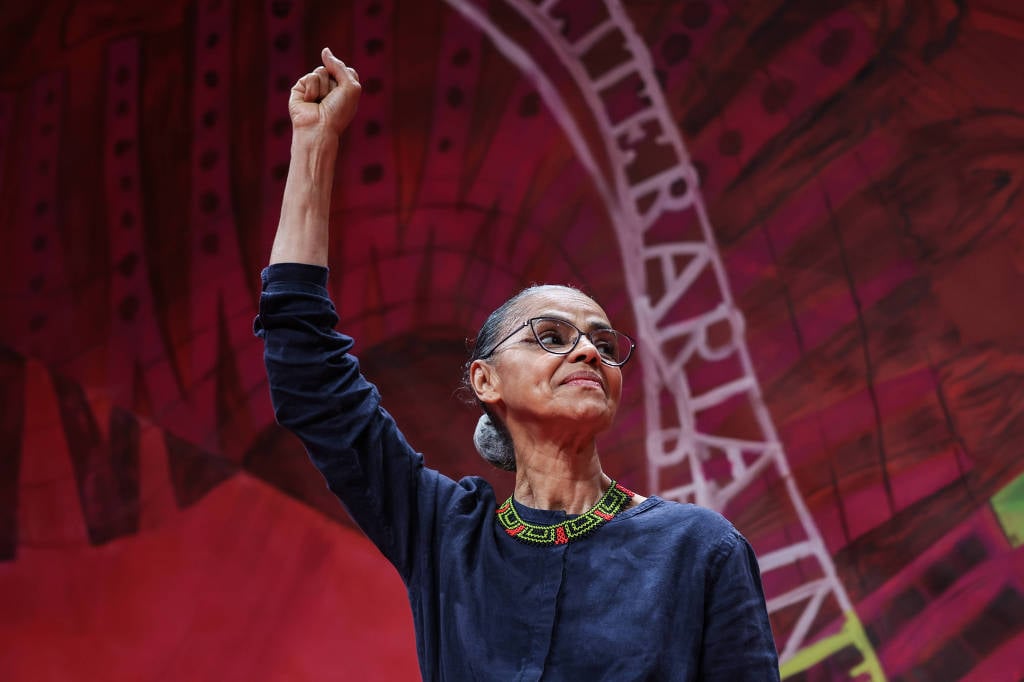 Marina Silva receives IUCN international medal for defending the environment