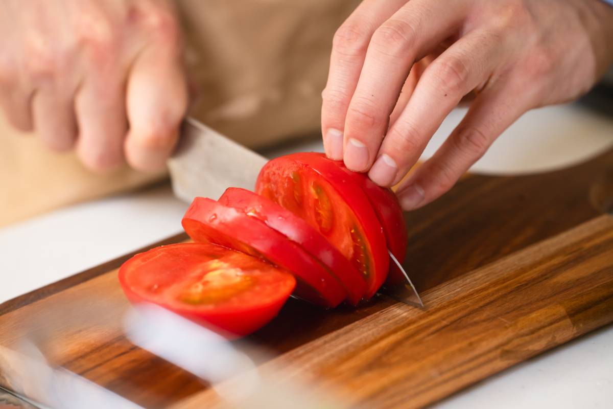 Tomato cut into slices