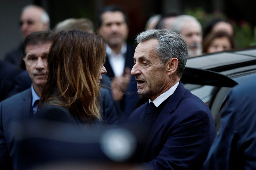 Nicolas Sarkozy: The last frames on the way to prison