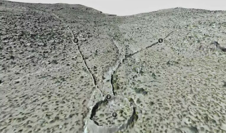 Satellite reveals funnel-shaped trap used by ancient people