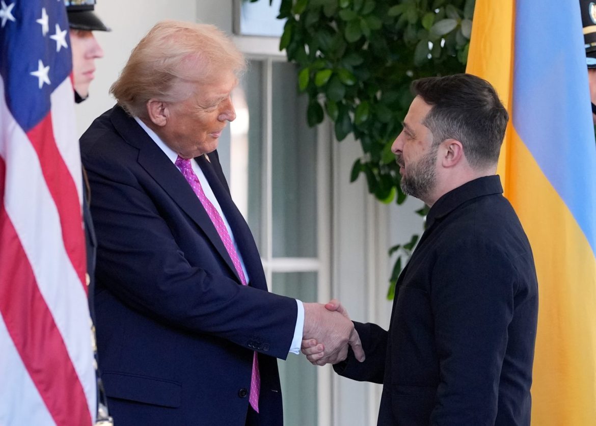 Ukraine: Trump wants to “cut” Donbas in two to end Πόλεμος στην Ουκρανία: Το Ντονμπάς «επί πίνακι» στον Πούτιν, ζήτησε ο Τραμπ από Ζελένσκι