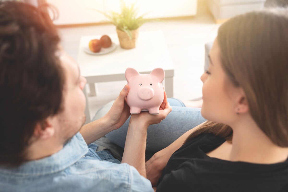 Portuguese have not been able to save so much since the beginning of the century