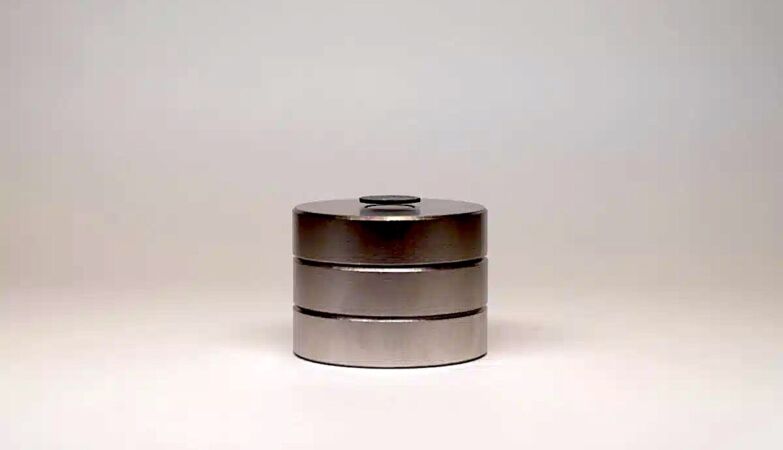 Scientists create “magic” disc that levitates and rotates for hours without touching anything