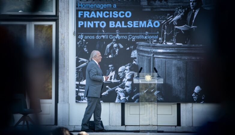 Francisco Pinto Balsemão died