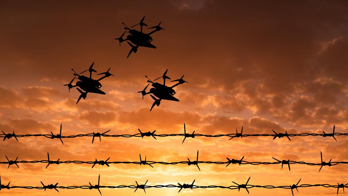 Ukraine shows the world its new maritime super drones that fly 1,500 kilometers and can carry two tons of explosives