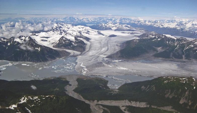 Glaciers are cooling themselves – but only for a short time